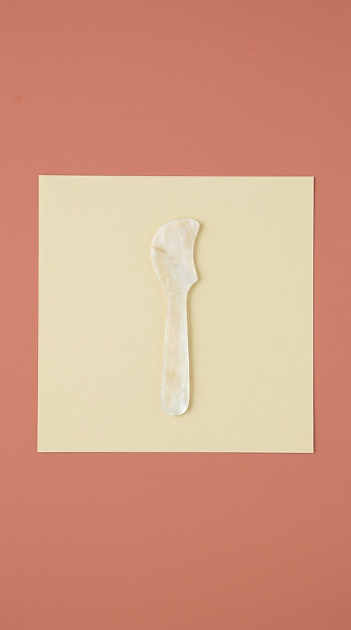 Jorr Spreader in Mother of Pearl